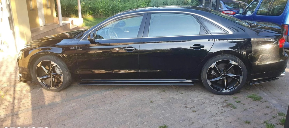 Audi A8 cena 139900 przebieg: 86000, rok produkcji 2015 z Gdynia małe 529